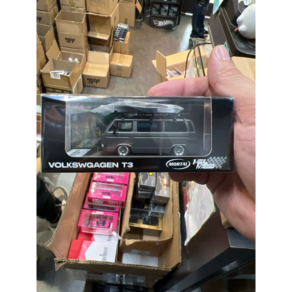 tw-11134207-81ztl-me9qmzz8fapw46