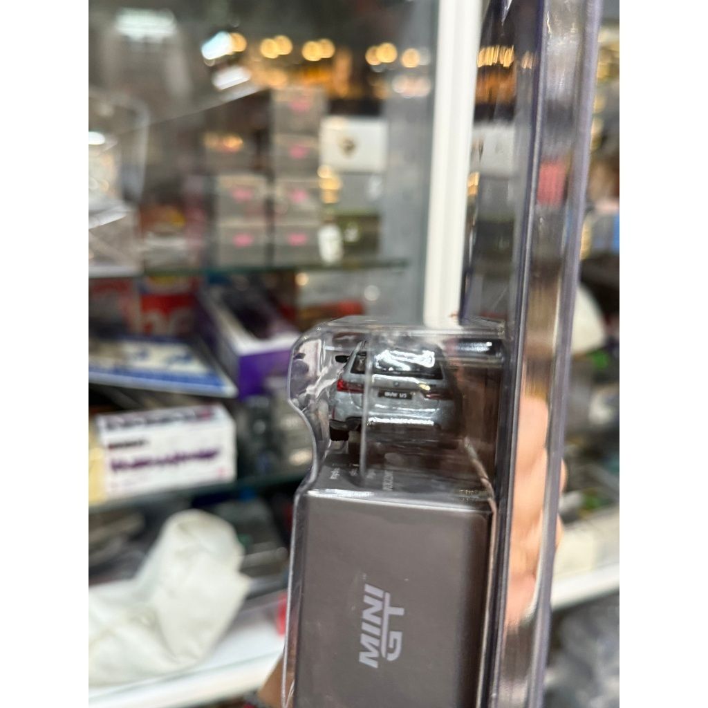 tw-11134207-81ztf-mggin6kbigp5ff