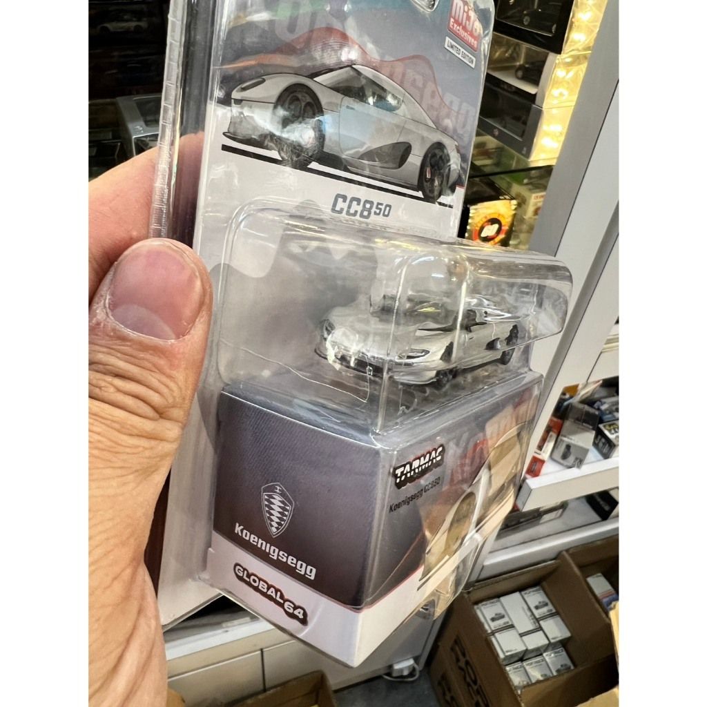 tw-11134207-7rbke-m8ljvl9w046x79