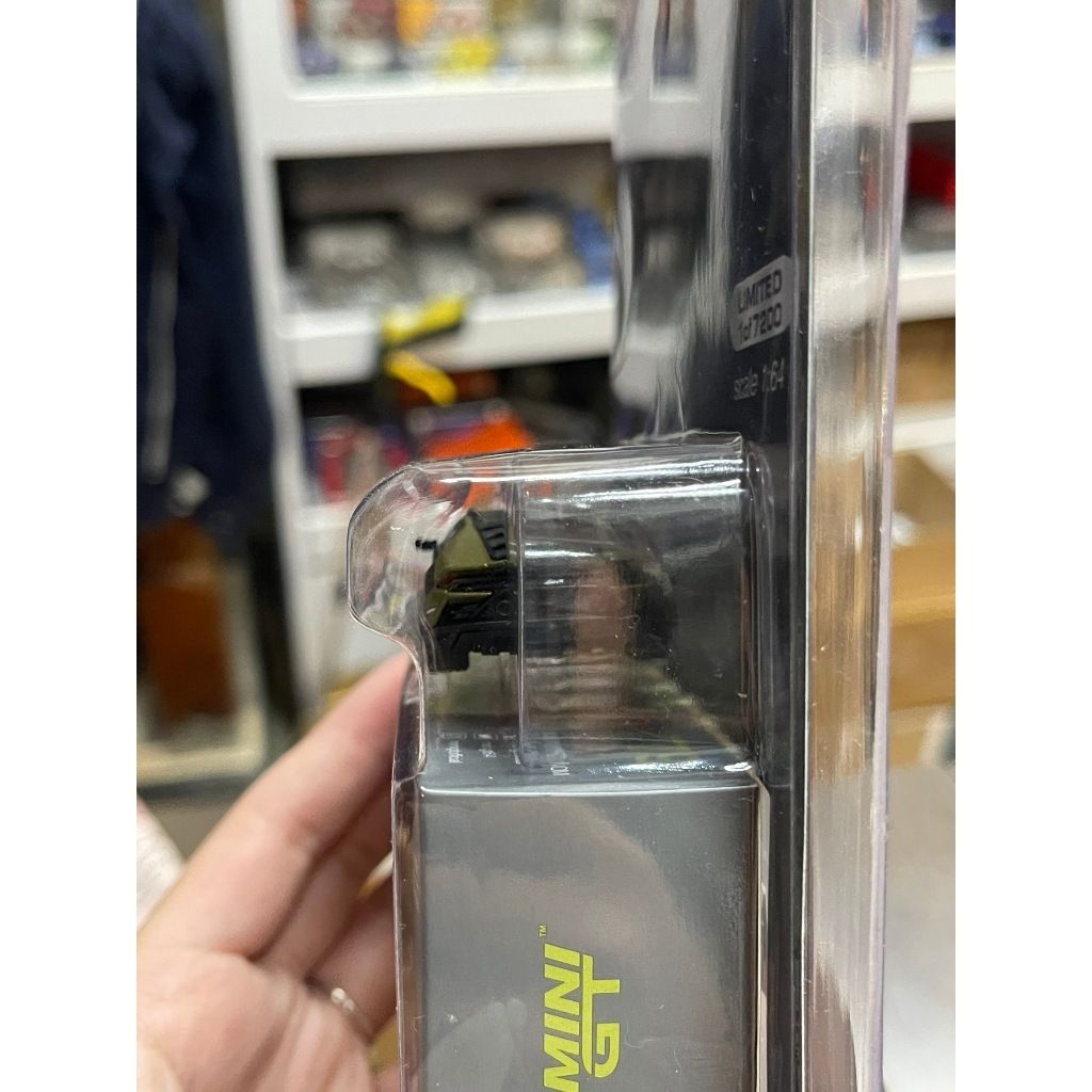 tw-11134207-7rash-m5u01y078szxc4