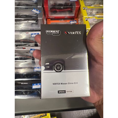 tw-11134207-7r98z-llu4wgz3f0yja8