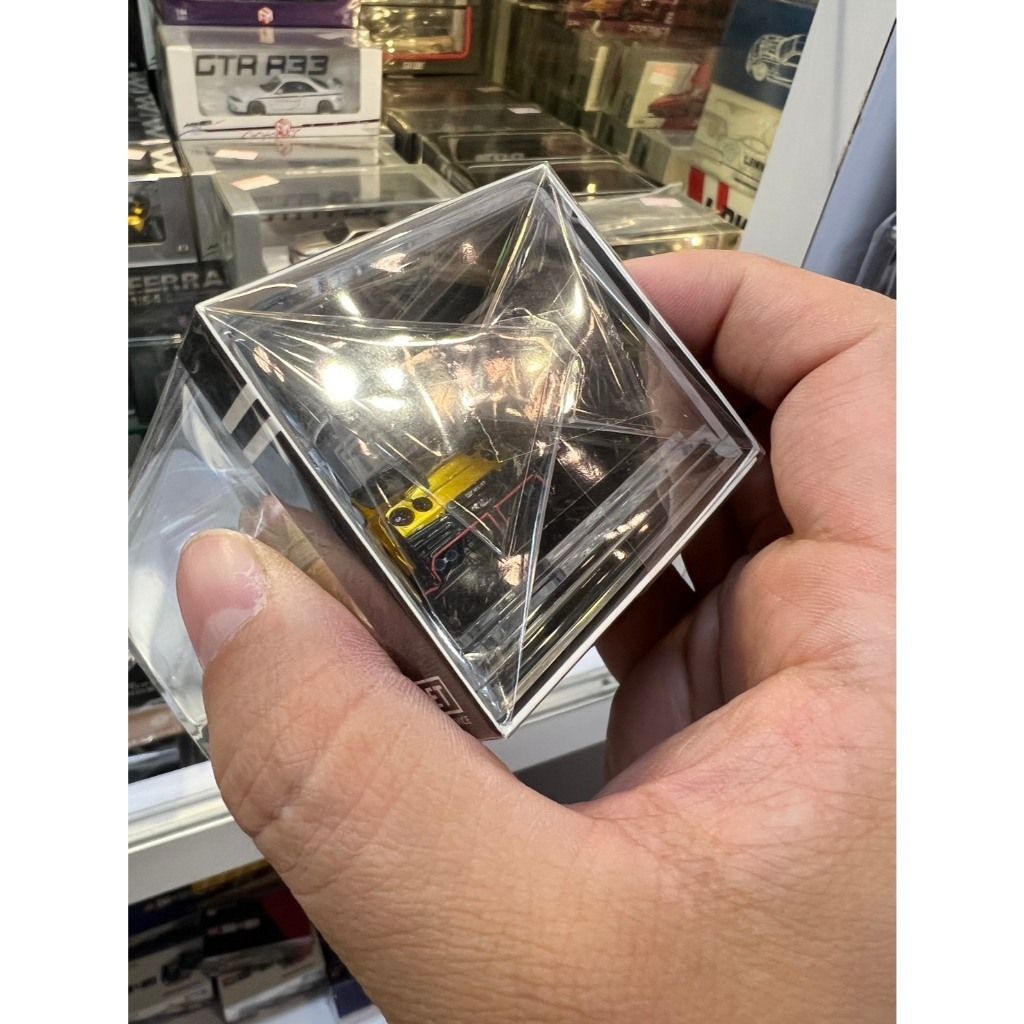 tw-11134207-820lf-mkrxxo6da5mu04