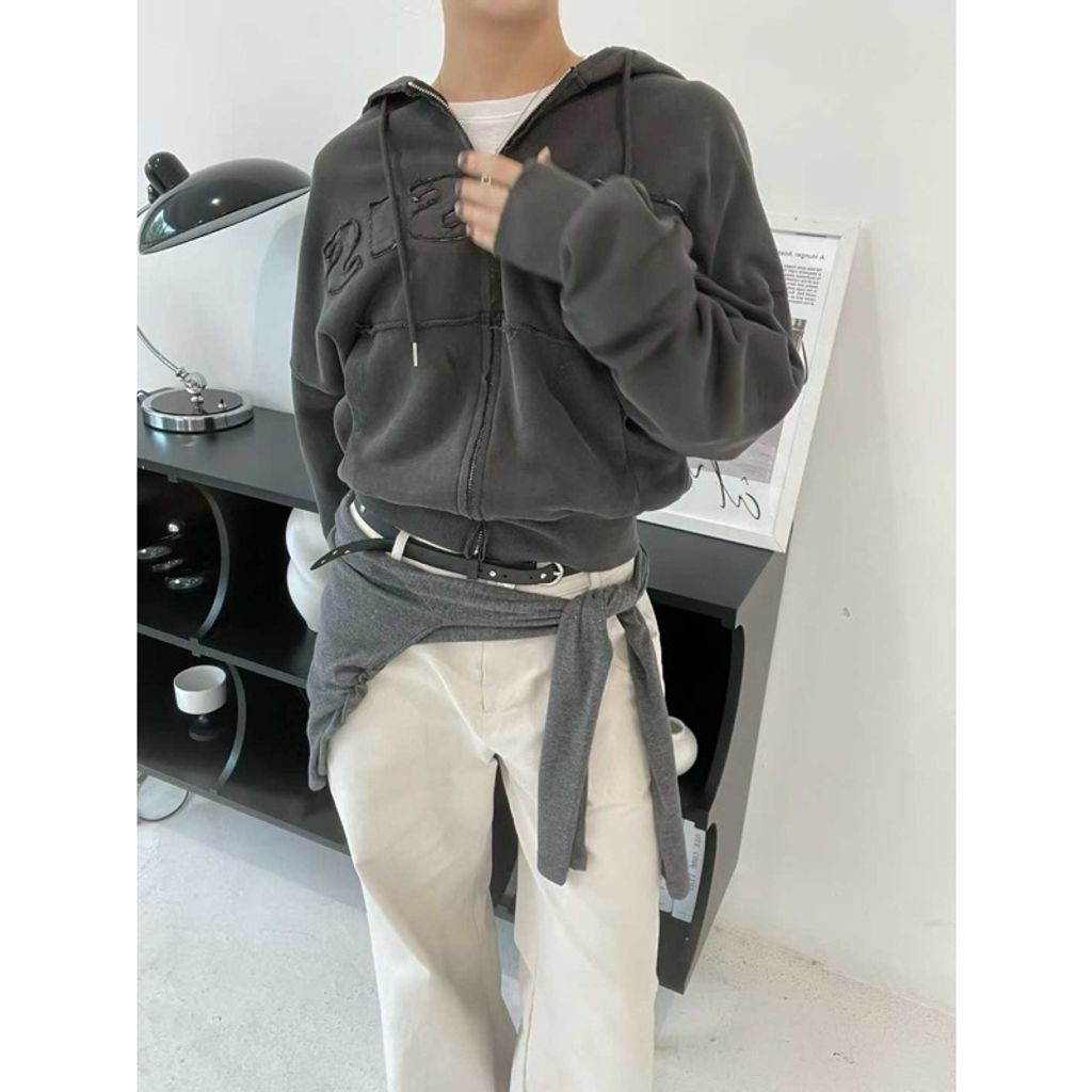 tw-11134207-81ztm-mf74n7200qveca