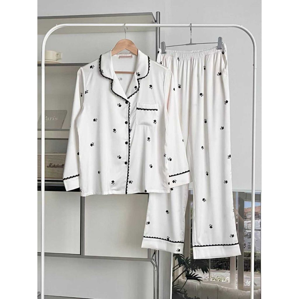 tw-11134207-81ztf-mfb1wahem0w881