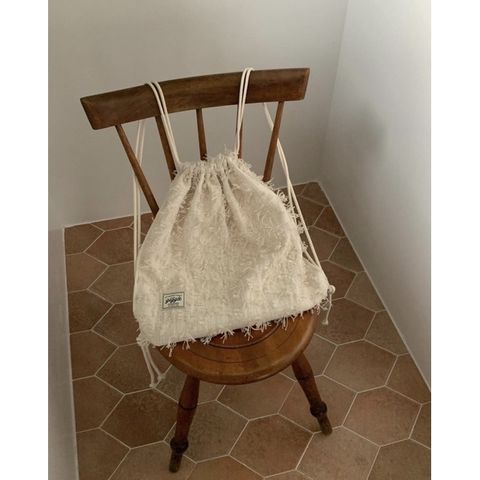 tw-11134201-7quky-leswcnkbgmcvf2