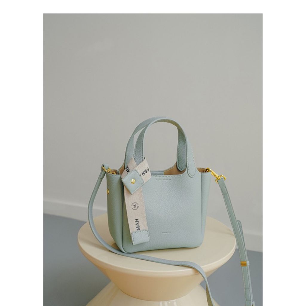 tw-11134207-7r98w-llwbx9gv68wr18