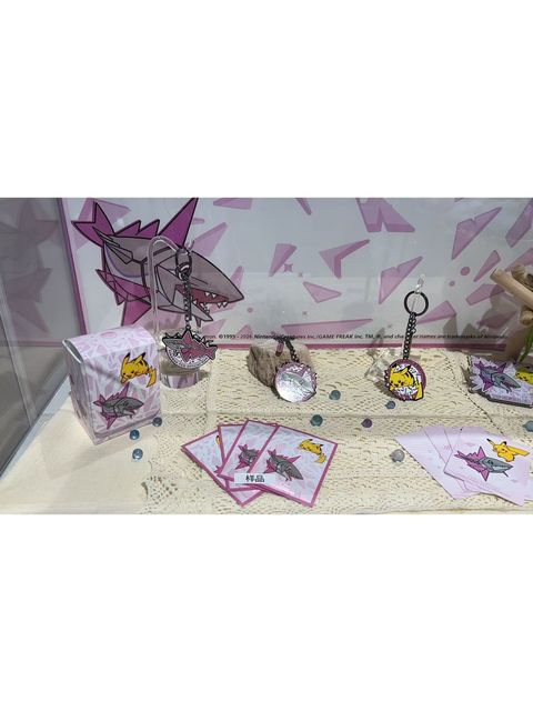 tw-11134207-820ld-mlrn0s78xc74f7