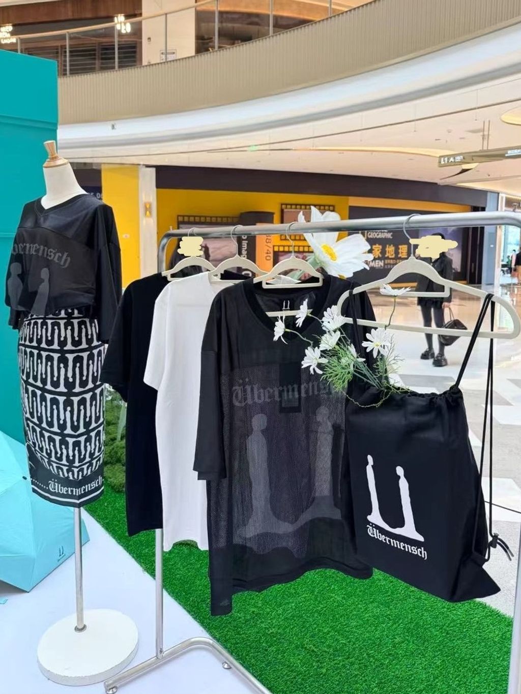 tw-11134207-820l4-mn4gjg2bmjnp0f