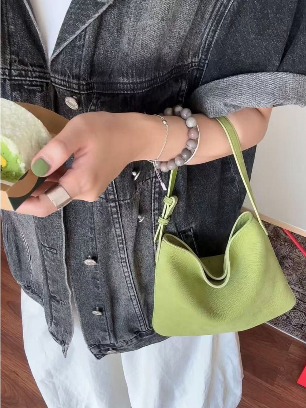 tw-11134207-7rbk9-m9r8usiwwhmhdc