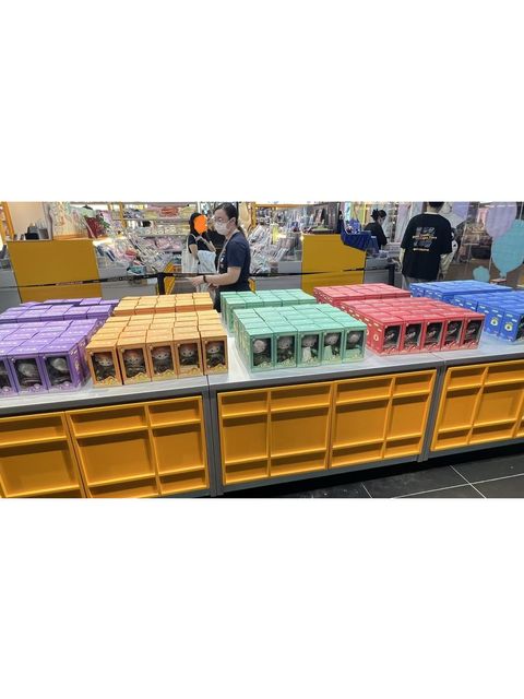 tw-11134207-81ztg-mfzci7cqgxl559