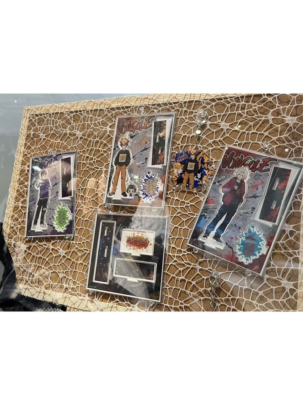 tw-11134207-81ztm-mg53u4eil0jtc7