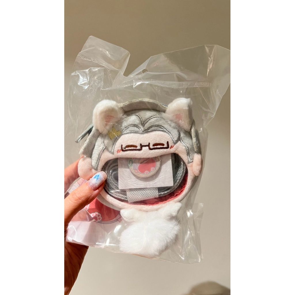 tw-11134207-7ra0j-mc4u1lj5ju3u82