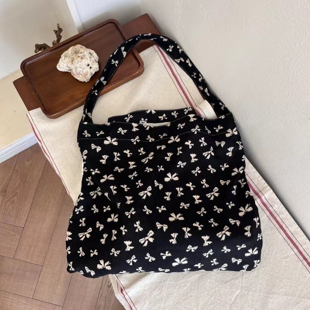 tw-11134207-7r990-ltf0nqk4hai763