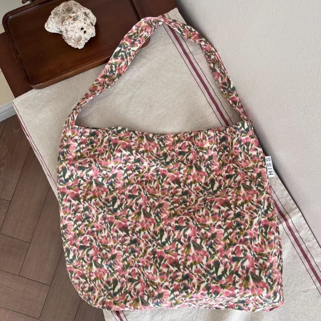 tw-11134207-7r98s-ltf0nqk4k3n332