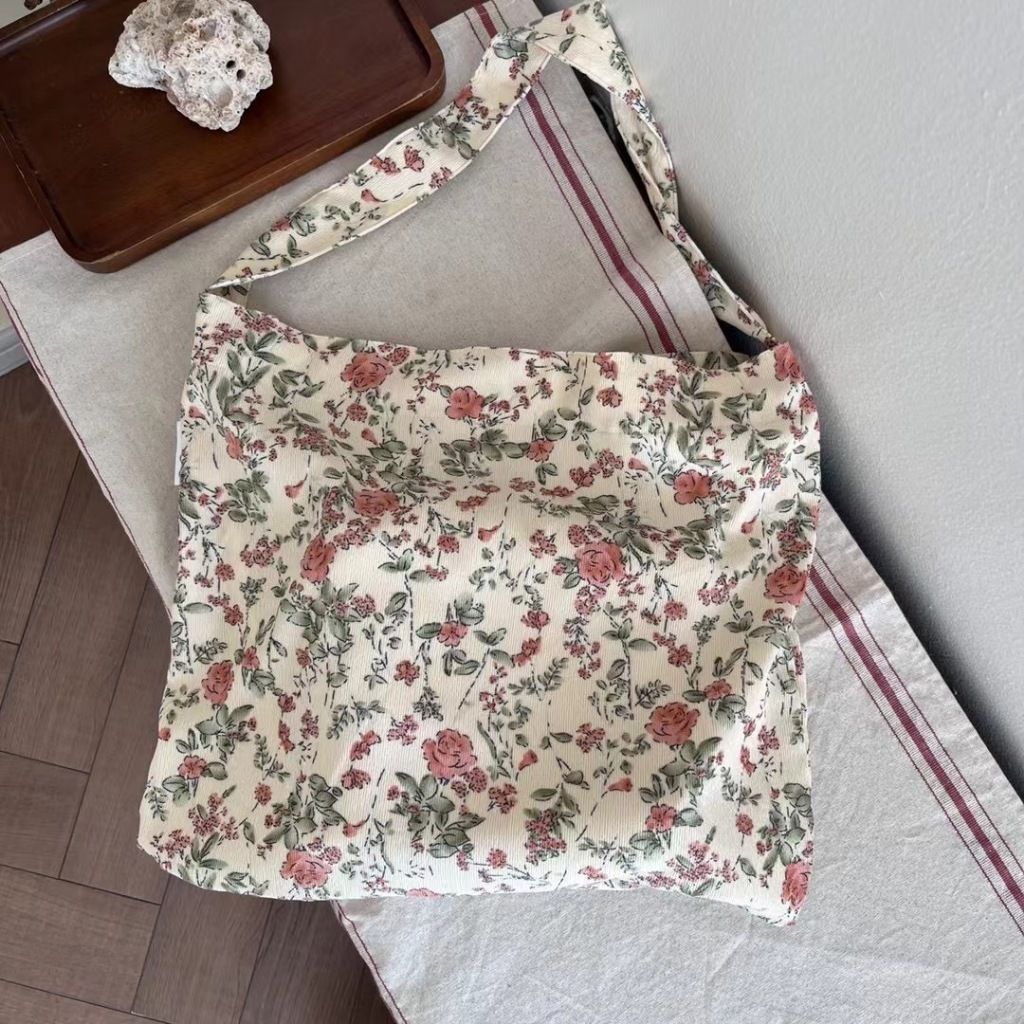 tw-11134207-7r98z-ltf0nqk48v4r7f