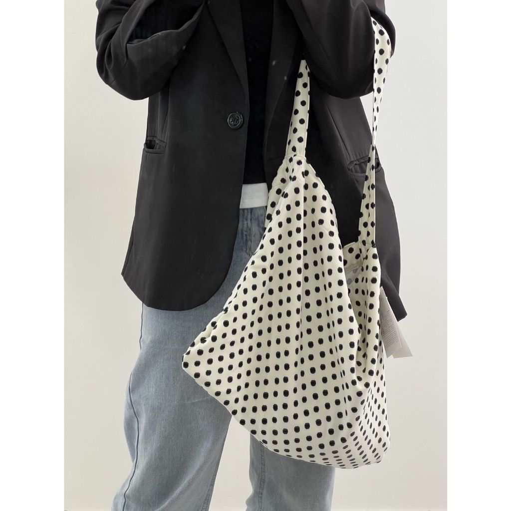 tw-11134207-7r98t-ltf0nqk4fvyz67