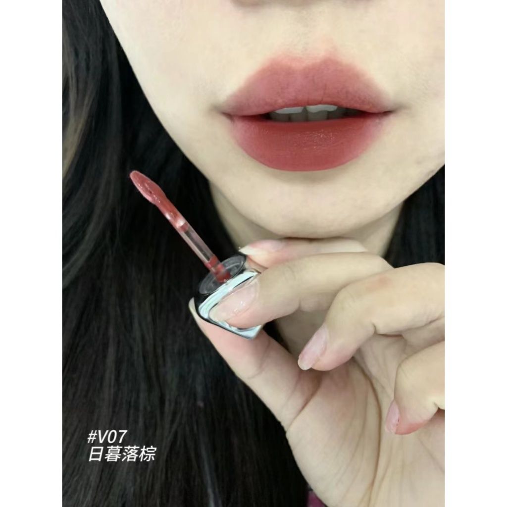 tw-11134207-7r98z-lsfjjh1cs3yge7