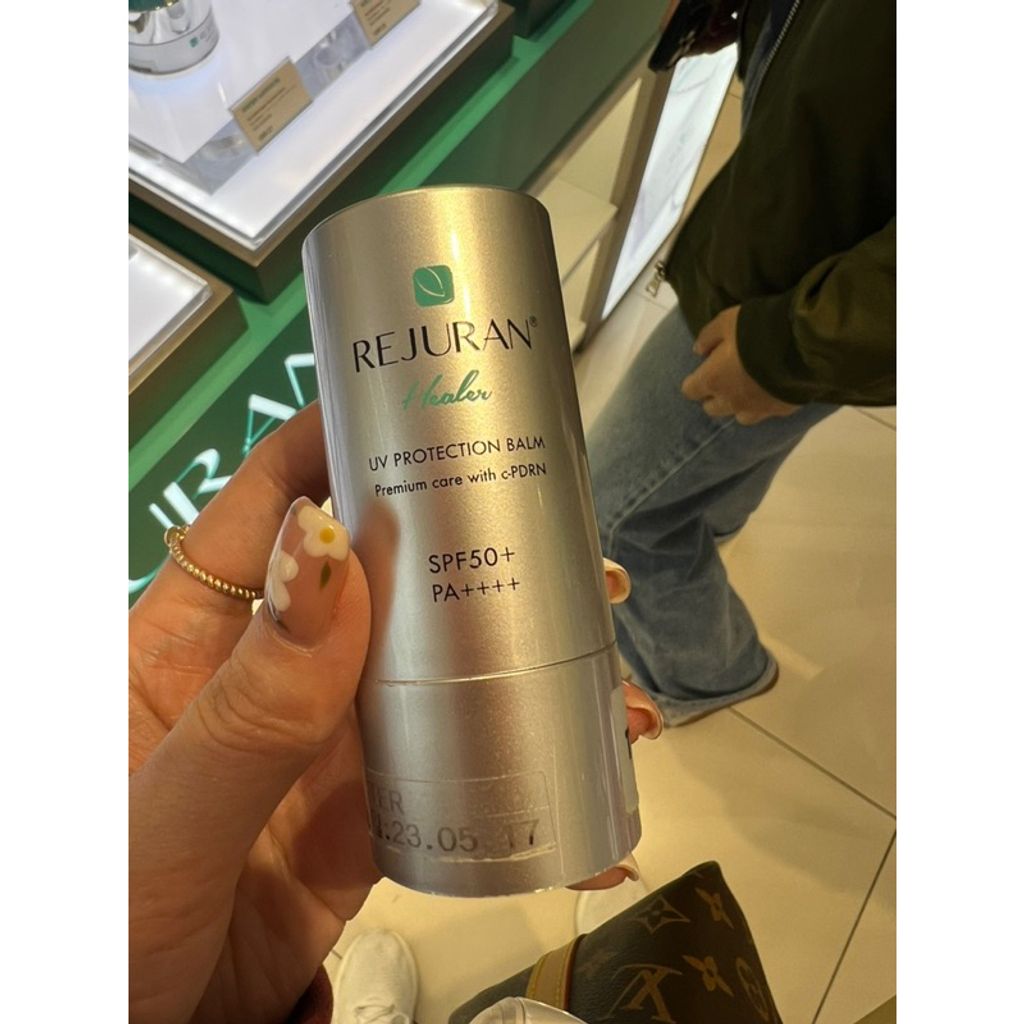 tw-11134207-7r98y-lvbg5724erw9f8