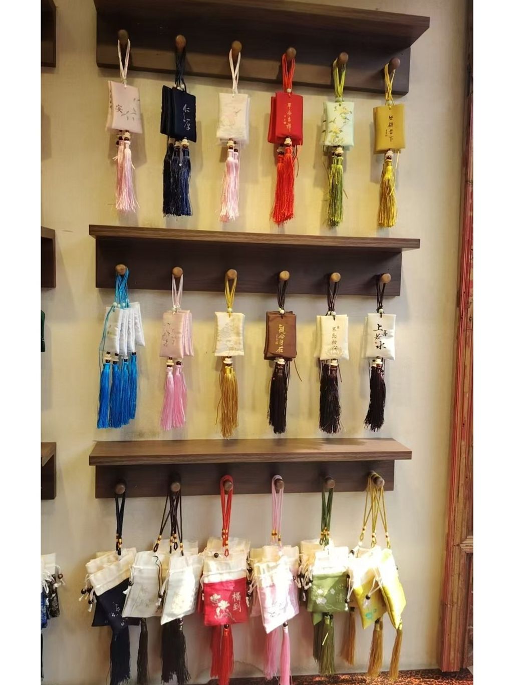 tw-11134207-7rbk9-m78wb1cmnfchd6