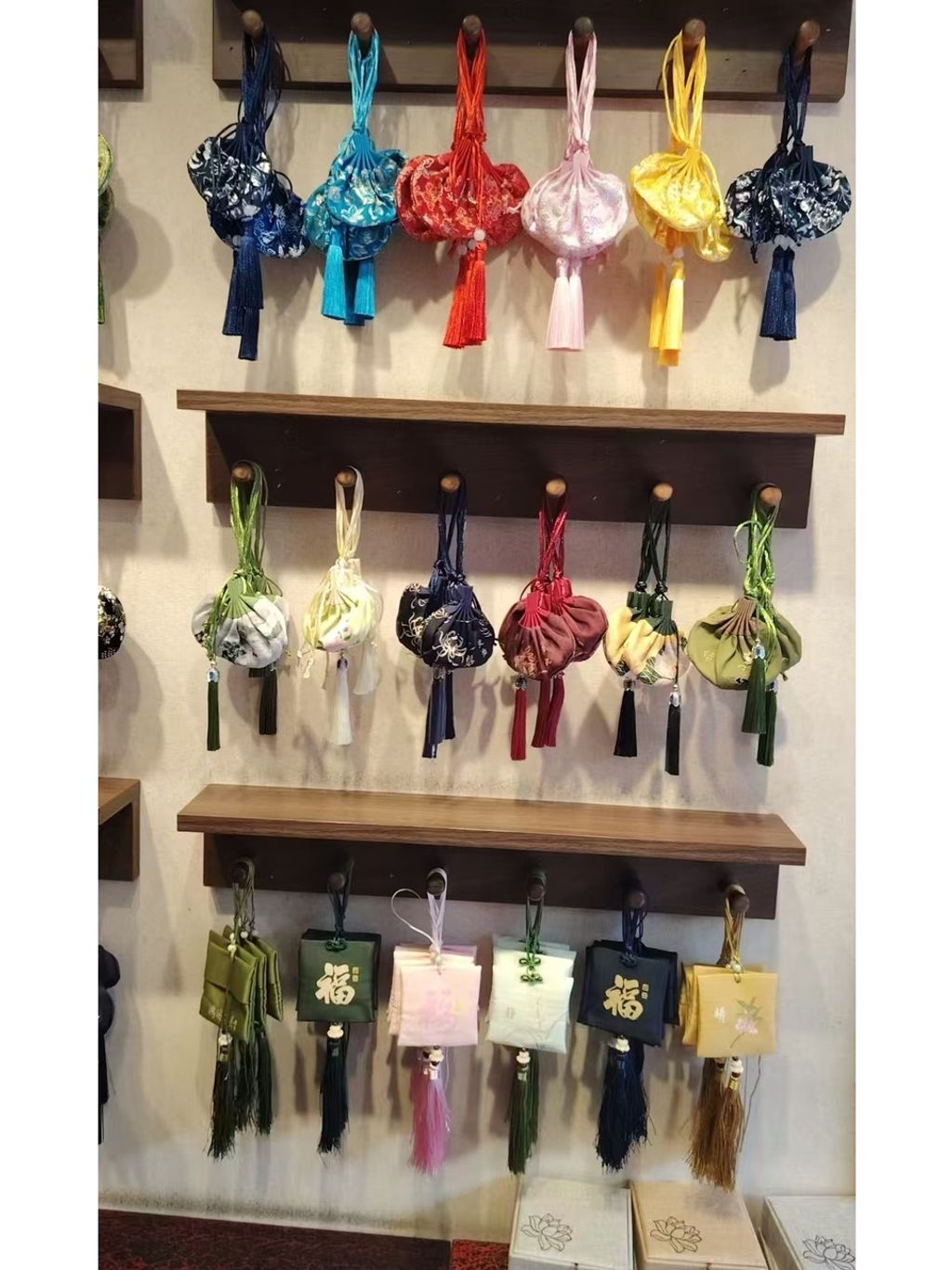 tw-11134207-7rbk3-m78wb3jzfasxaf