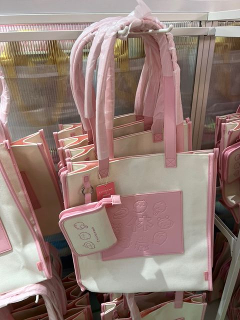 tw-11134207-7r992-ly6ff4yy87asd0