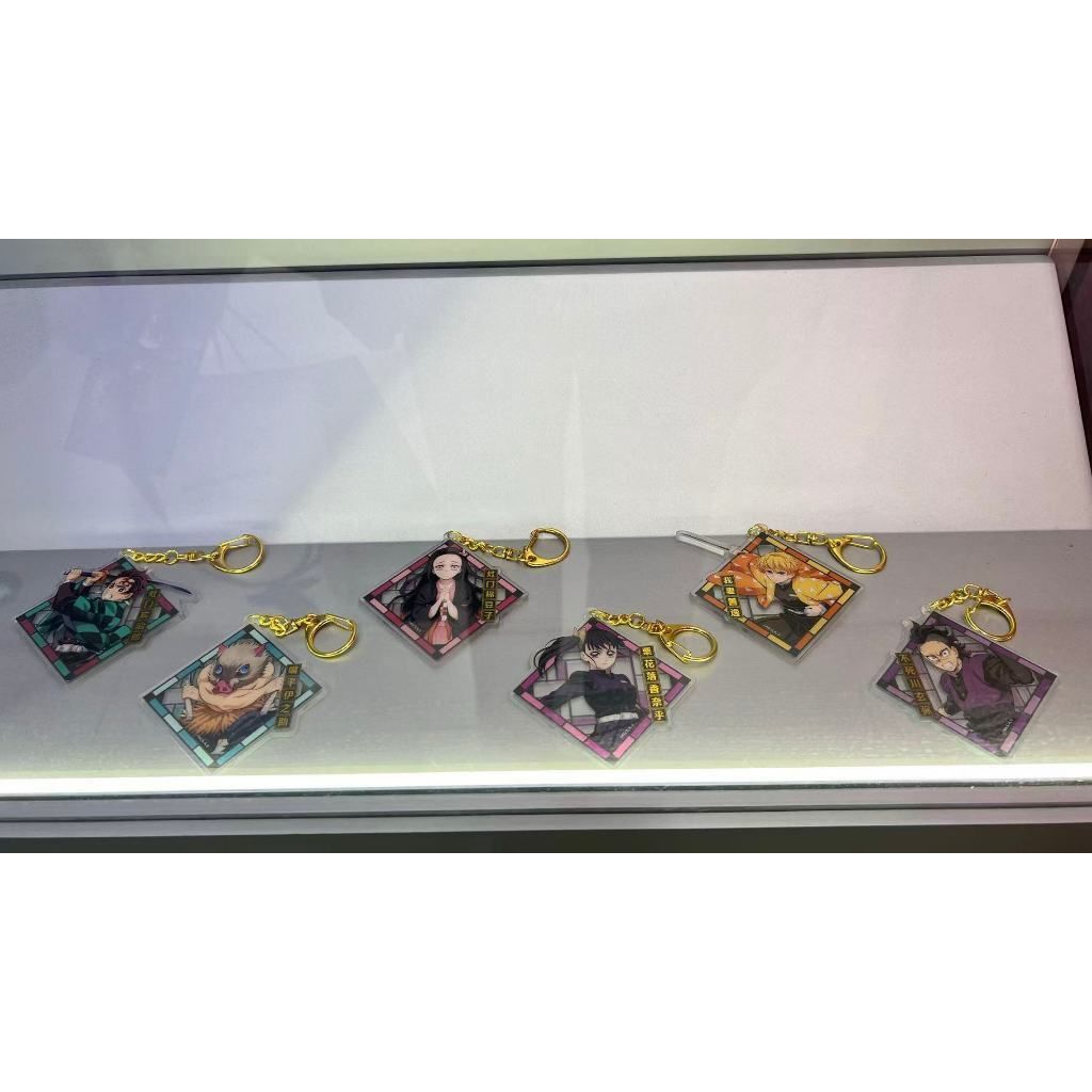 tw-11134207-81ztm-mh4yq31kv18r60