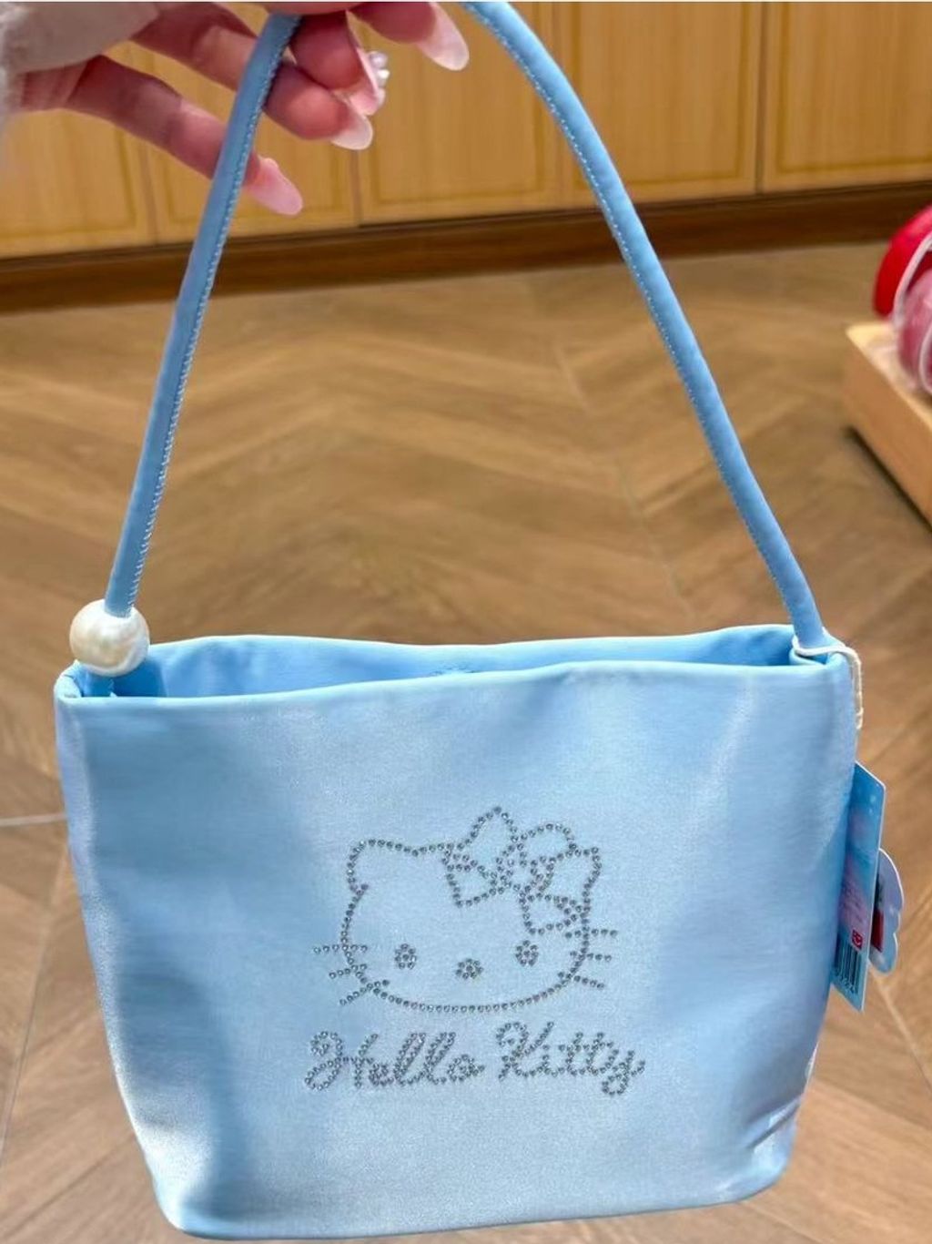 tw-11134207-81ztf-mjjoxv29i4g68f