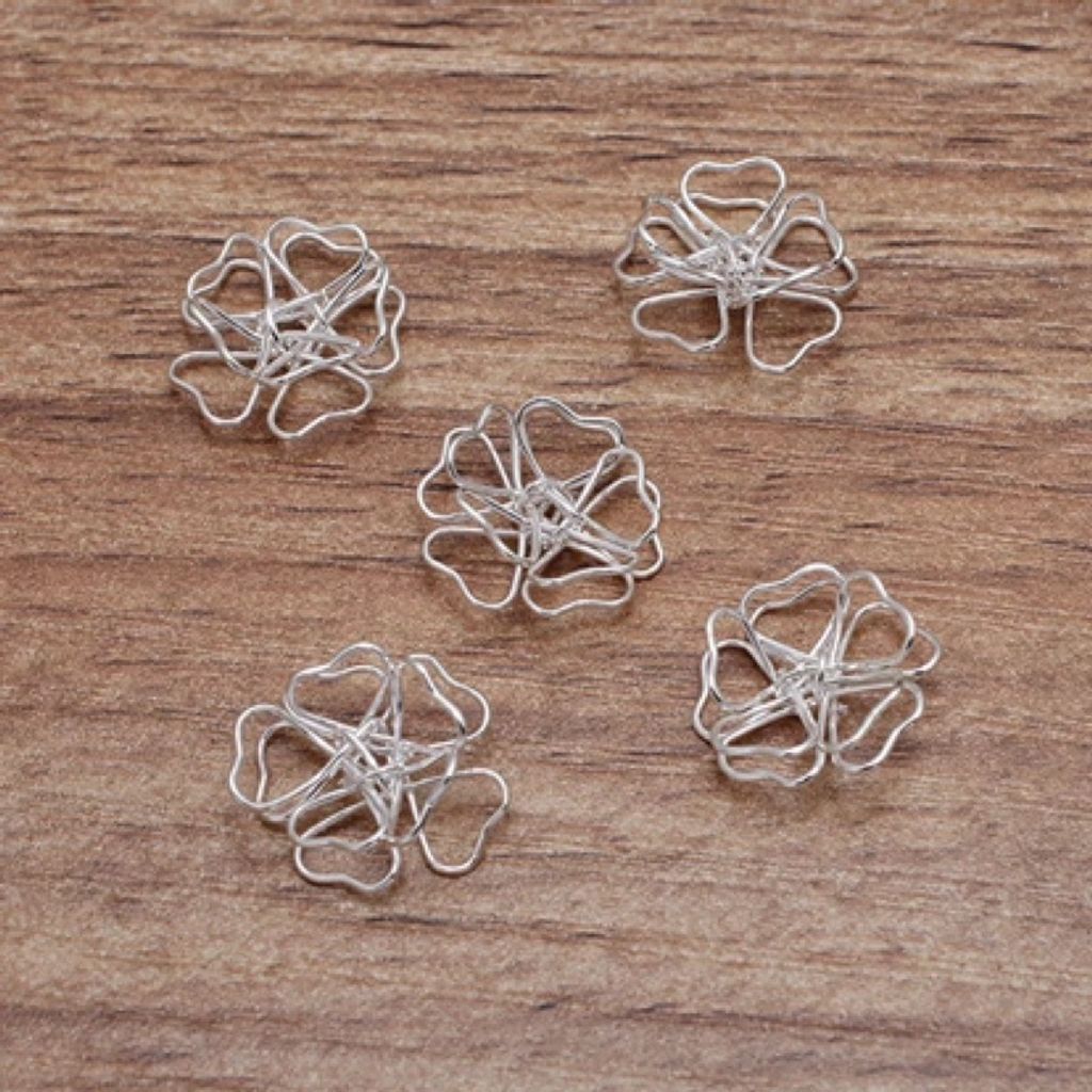 70388f7a1d0443821e78b826457e3cfc