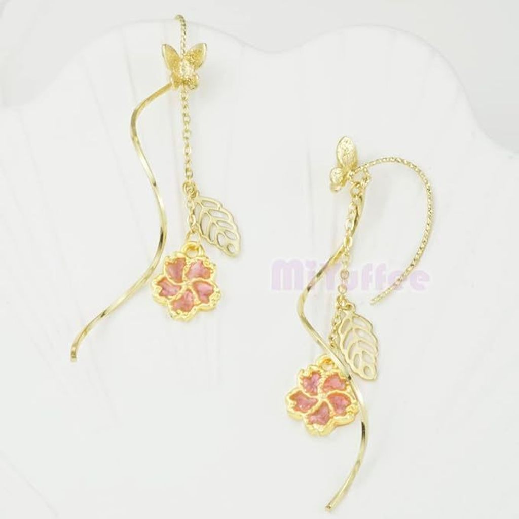 tw-11134207-7rasg-m4cxusi3ocsgb0