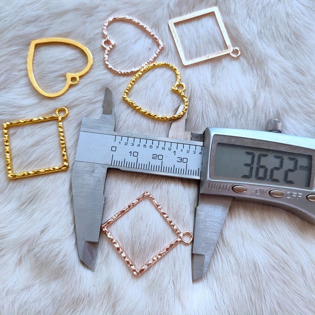 tw-11134207-7r990-lx5rbs60ynfq74