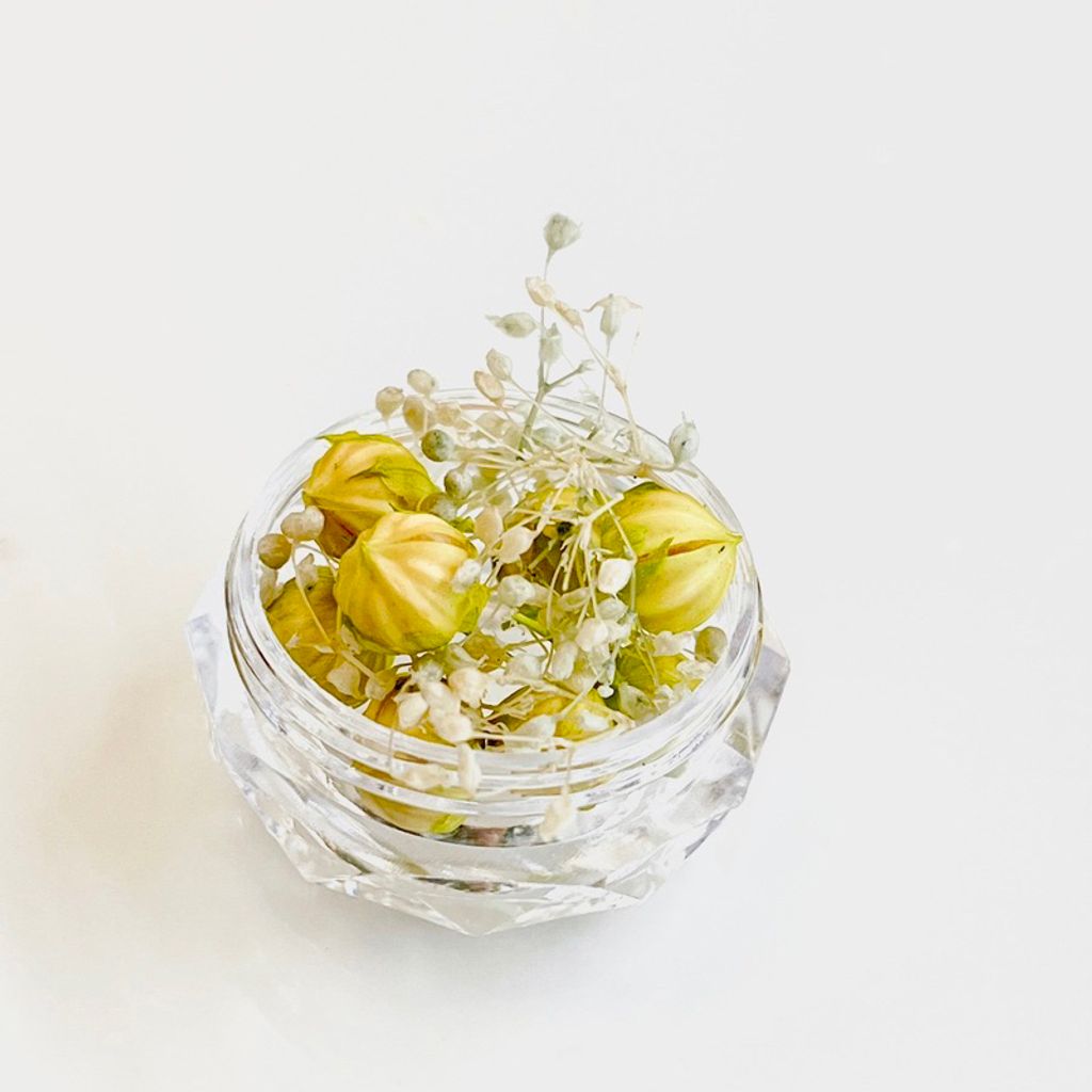 tw-11134207-7qul9-lgvzj5l5y7fw50