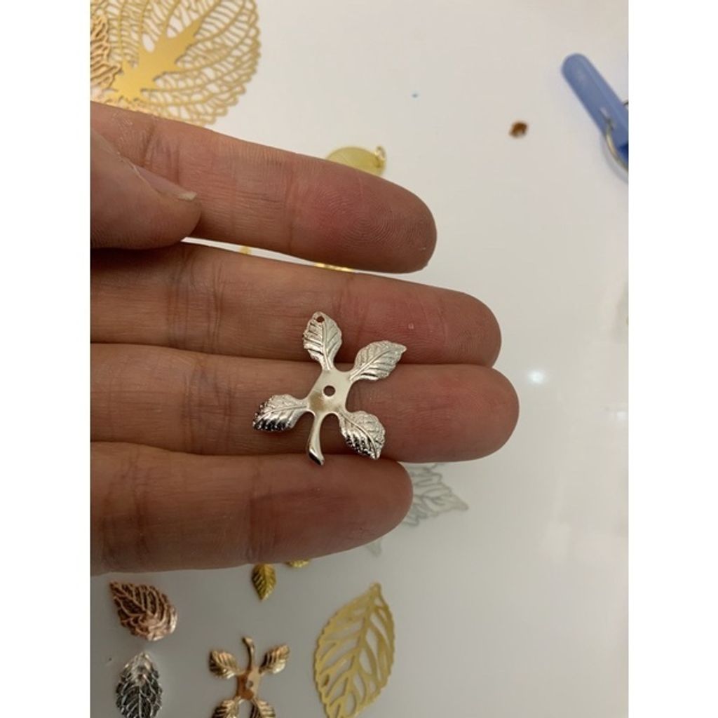 90742562d4c5369ad41b5f80bbcc3cb2