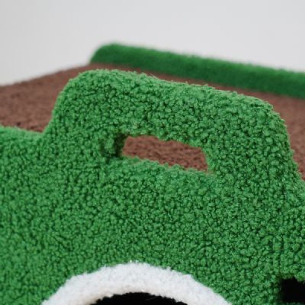 tw-11134207-7qul9-lgubnms4g2095c