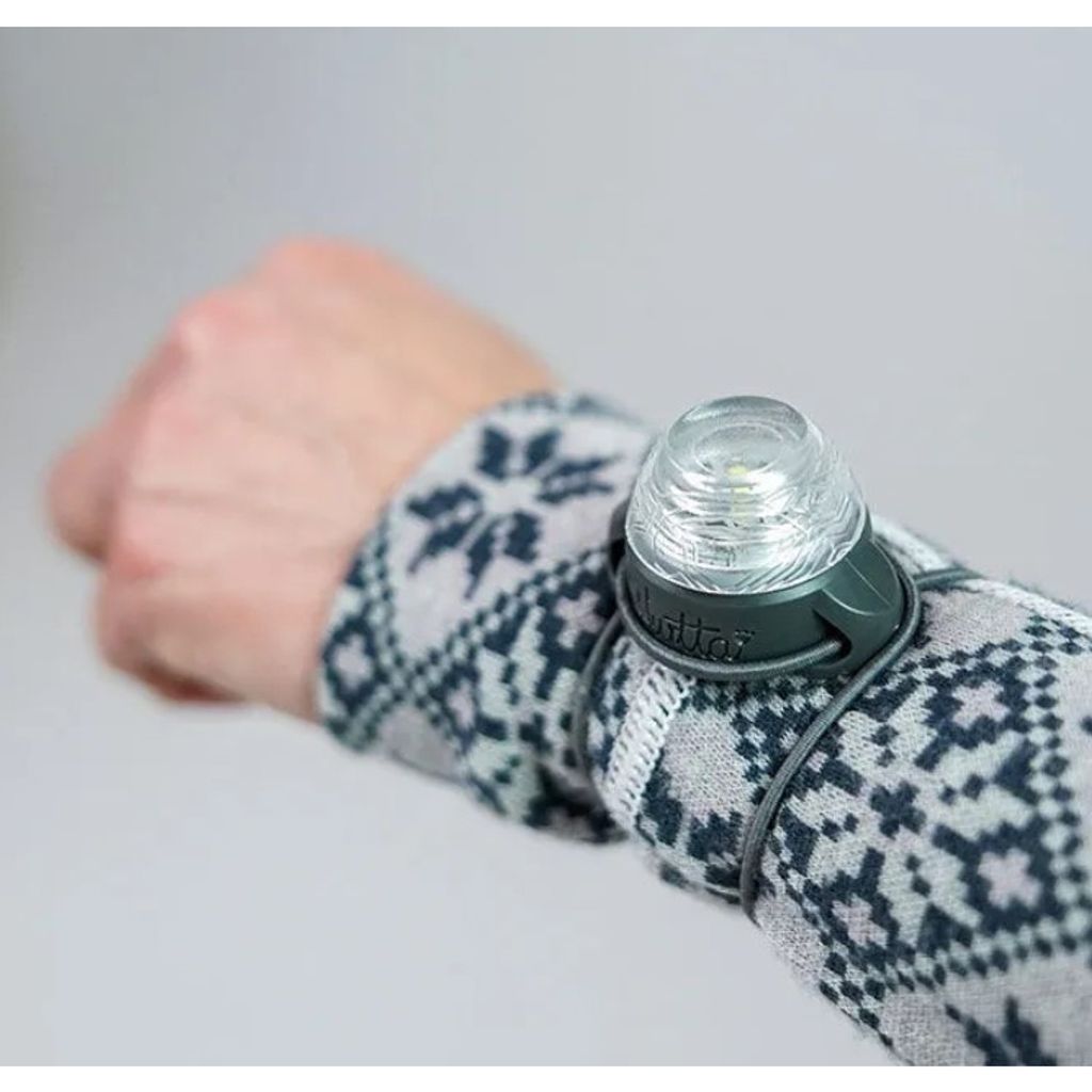 tw-11134207-23030-qlfvzi933mov5b