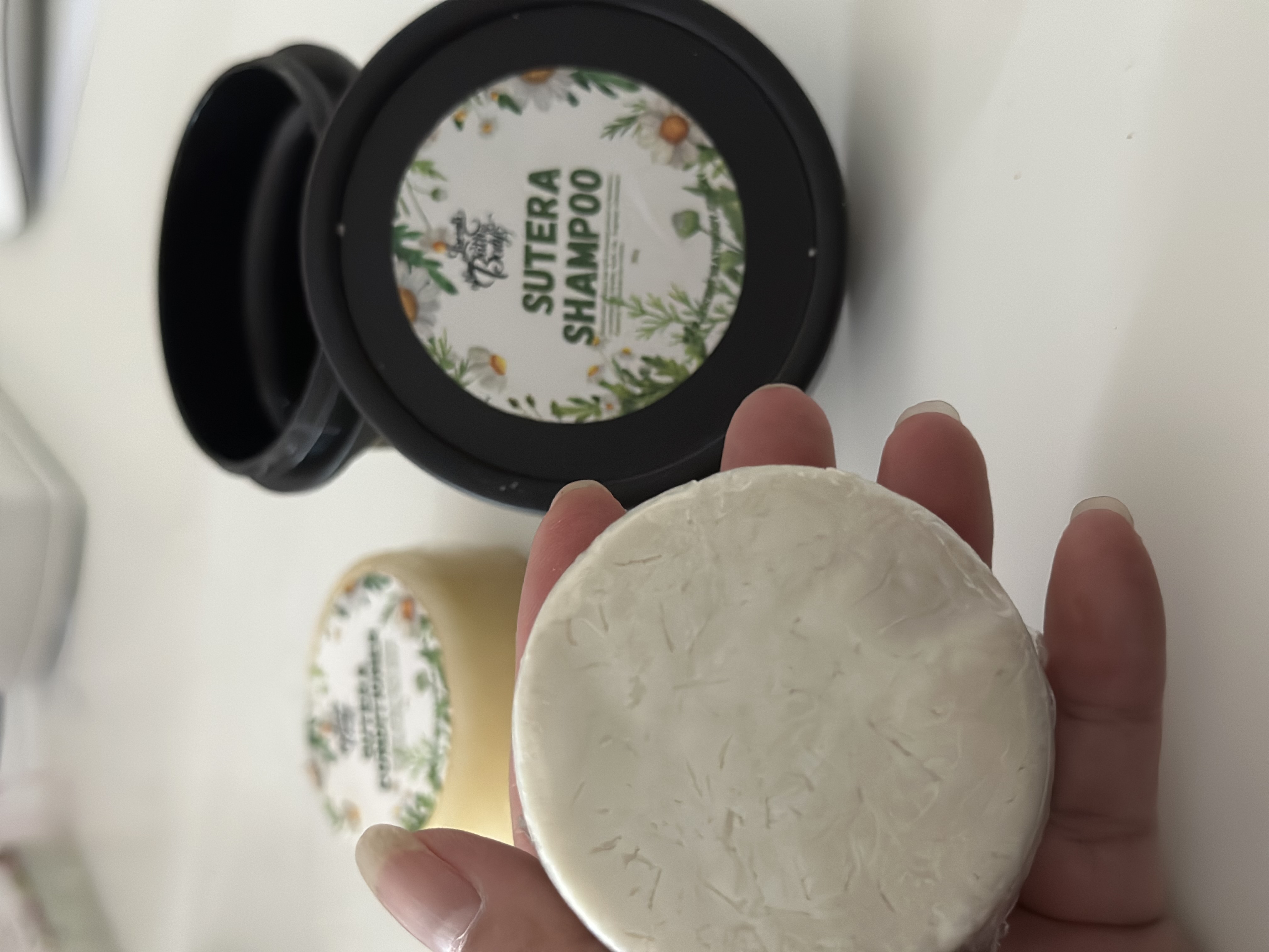 How to use Shampoo BAR - Solid shampoo like a soap bar