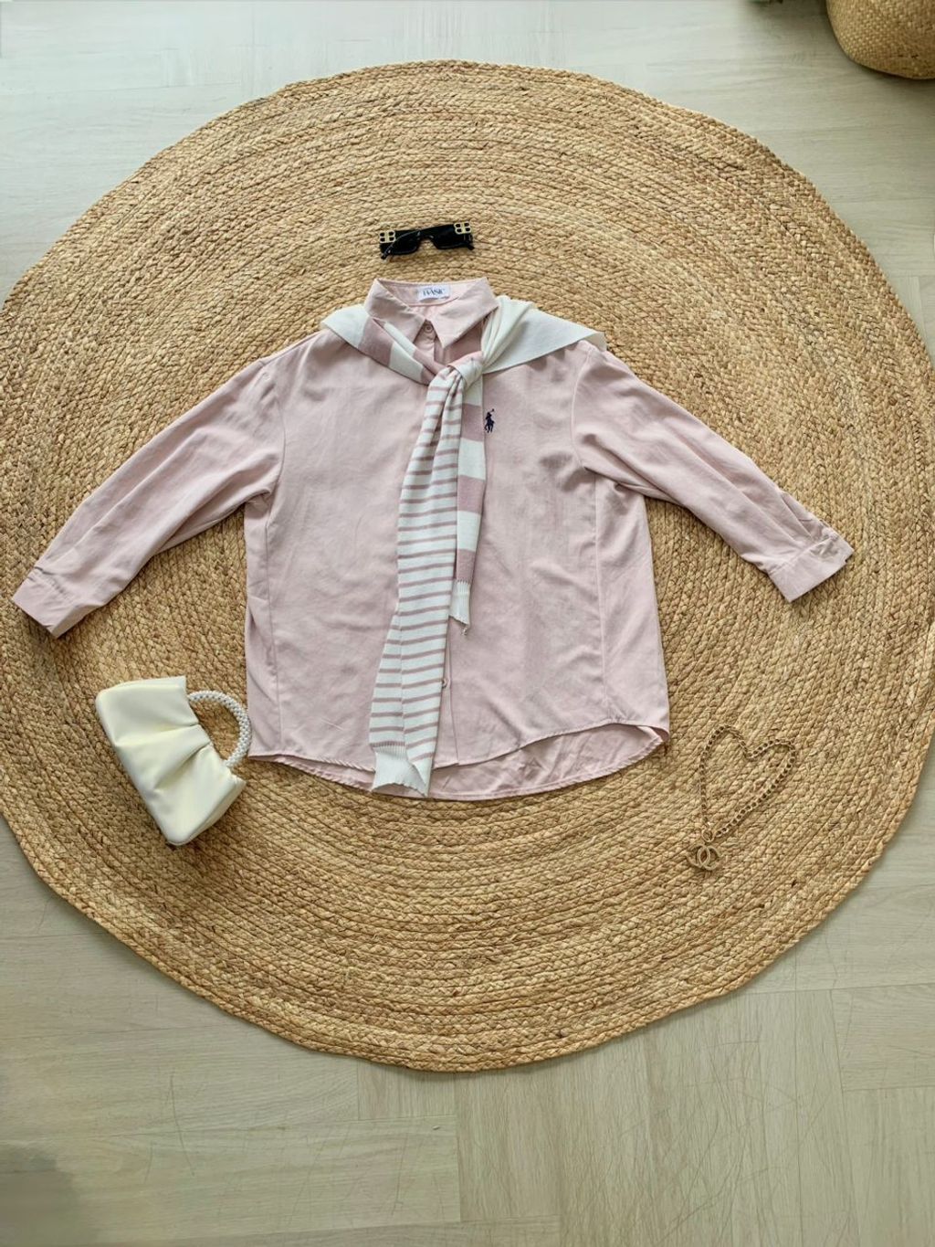 fe653ef1-b4e9-4a8c-b390-ceacbb315f3b