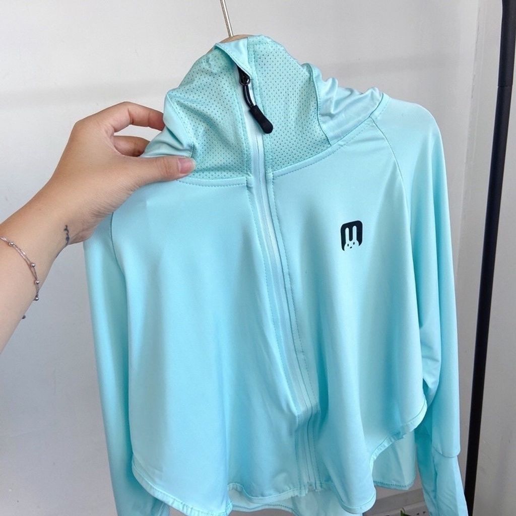 5865baa8b20e4f1a8f436ac8739370c4