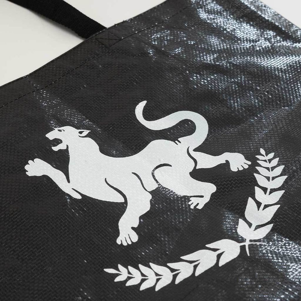 MYTHOS-EMBLEM-TOTEBAG-FLATLAY-3