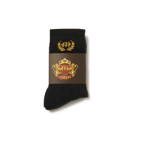 MYTHOS-EMBLEMSOCKS-BLACK-FLATLAY-1