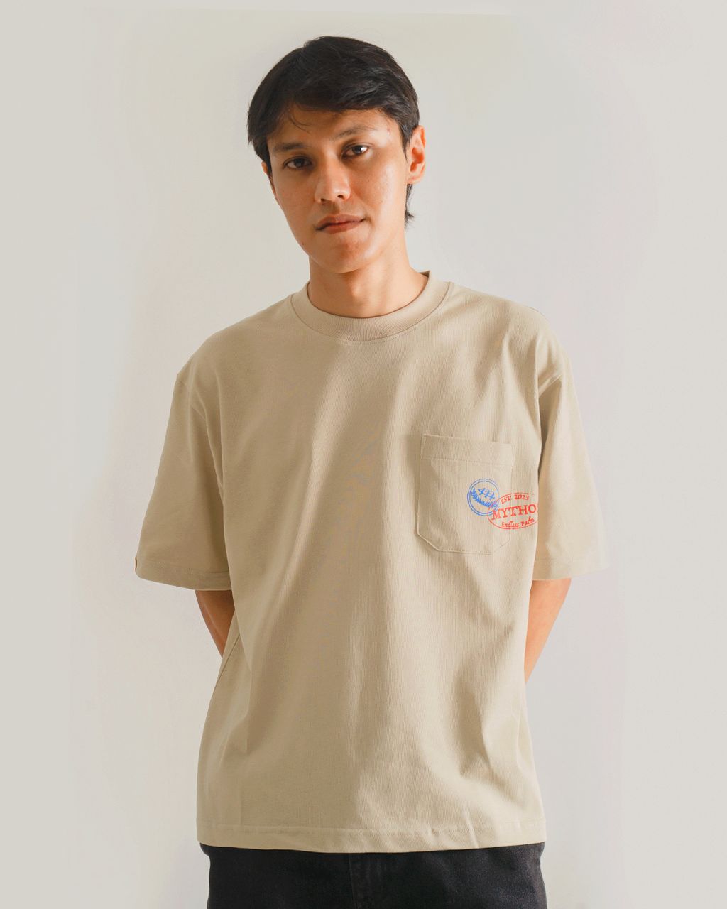 cover MYTHOS Stamp 1 Beige