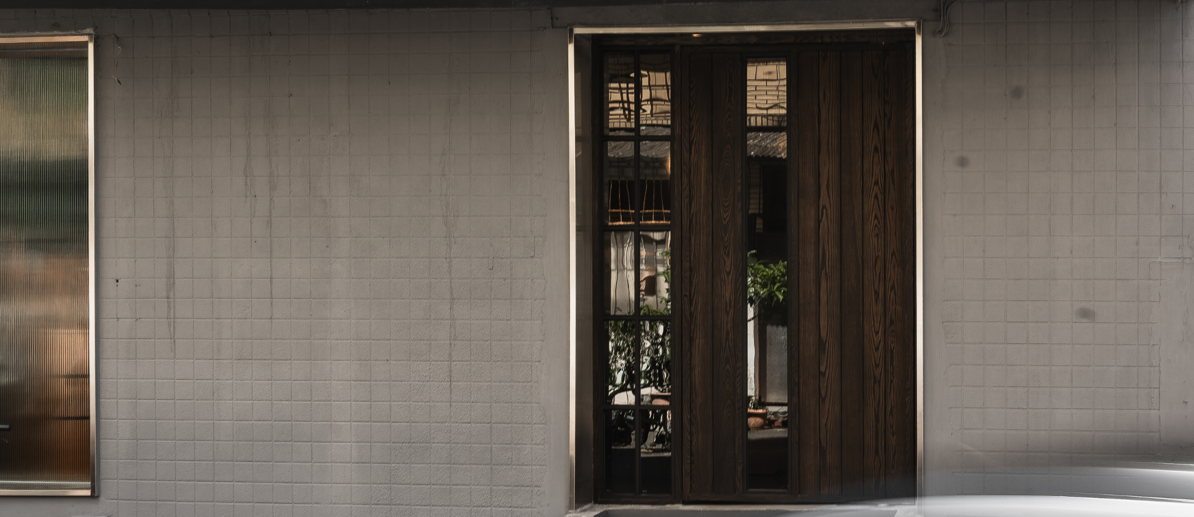 noon coffee taipei store location — café exterior entrance