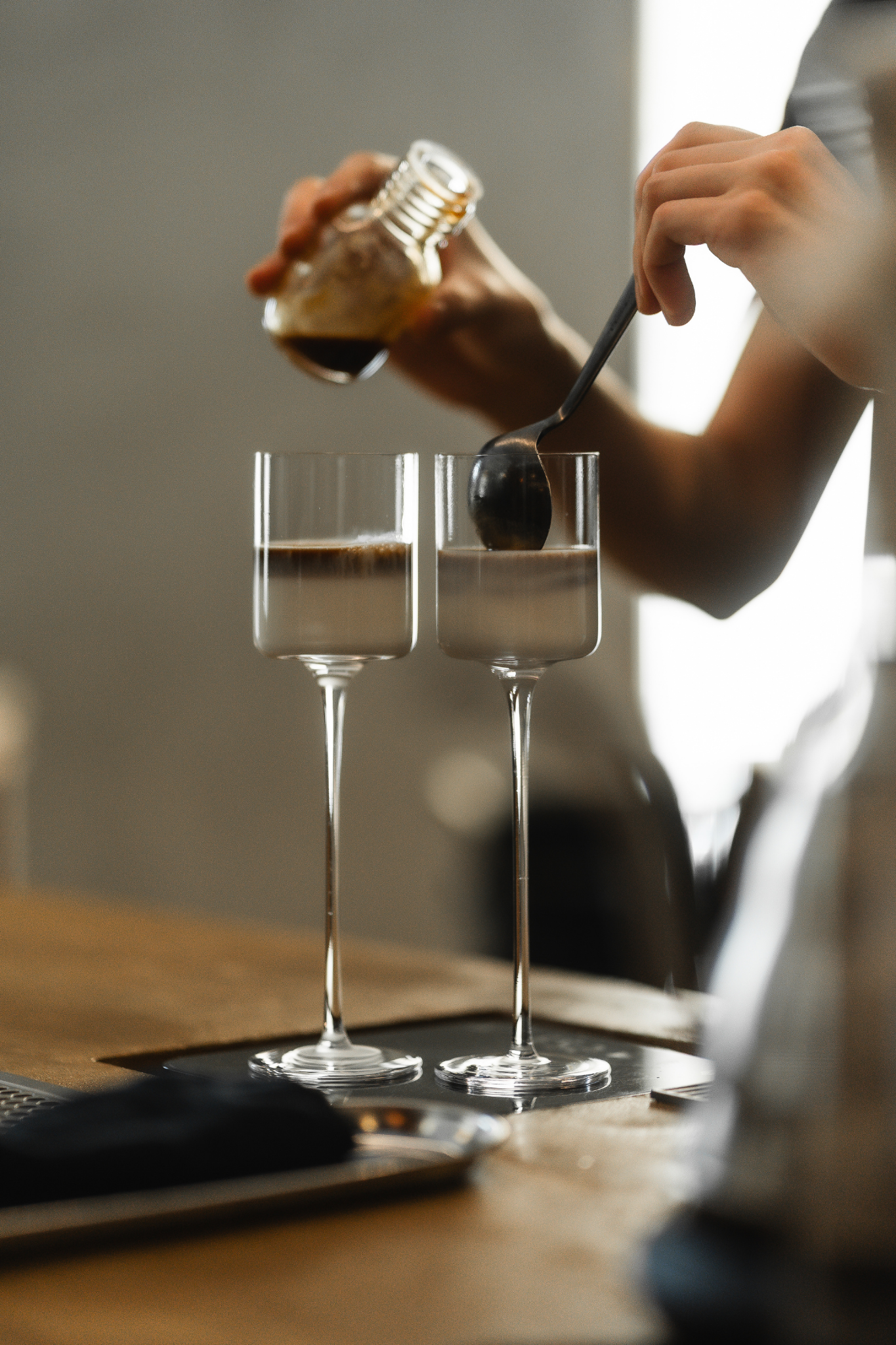 Noon-Coffee Course 1+1+1-about-us-mobile