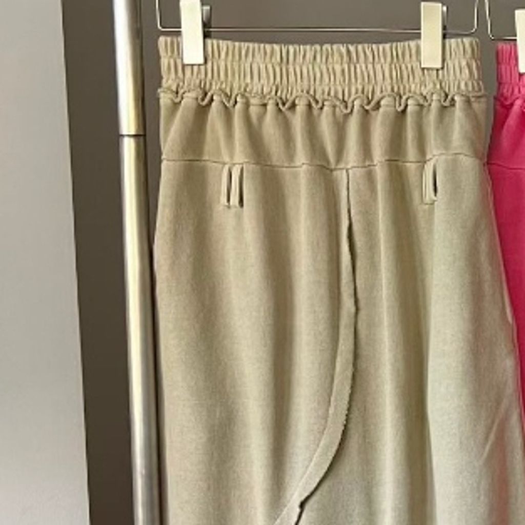 tw-11134207-820lg-mlyxiabw2e4j25