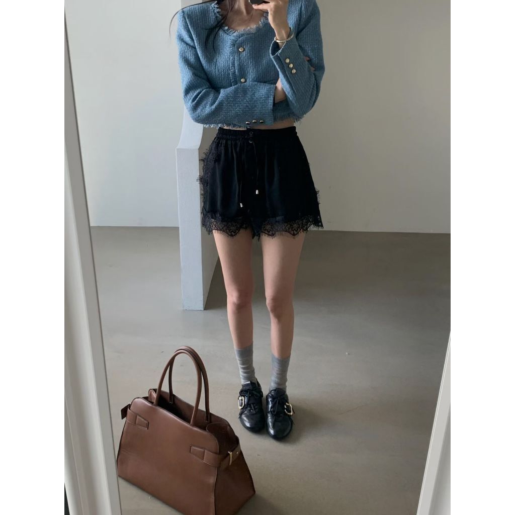 tw-11134207-820l4-mm1fvb5o7fur77