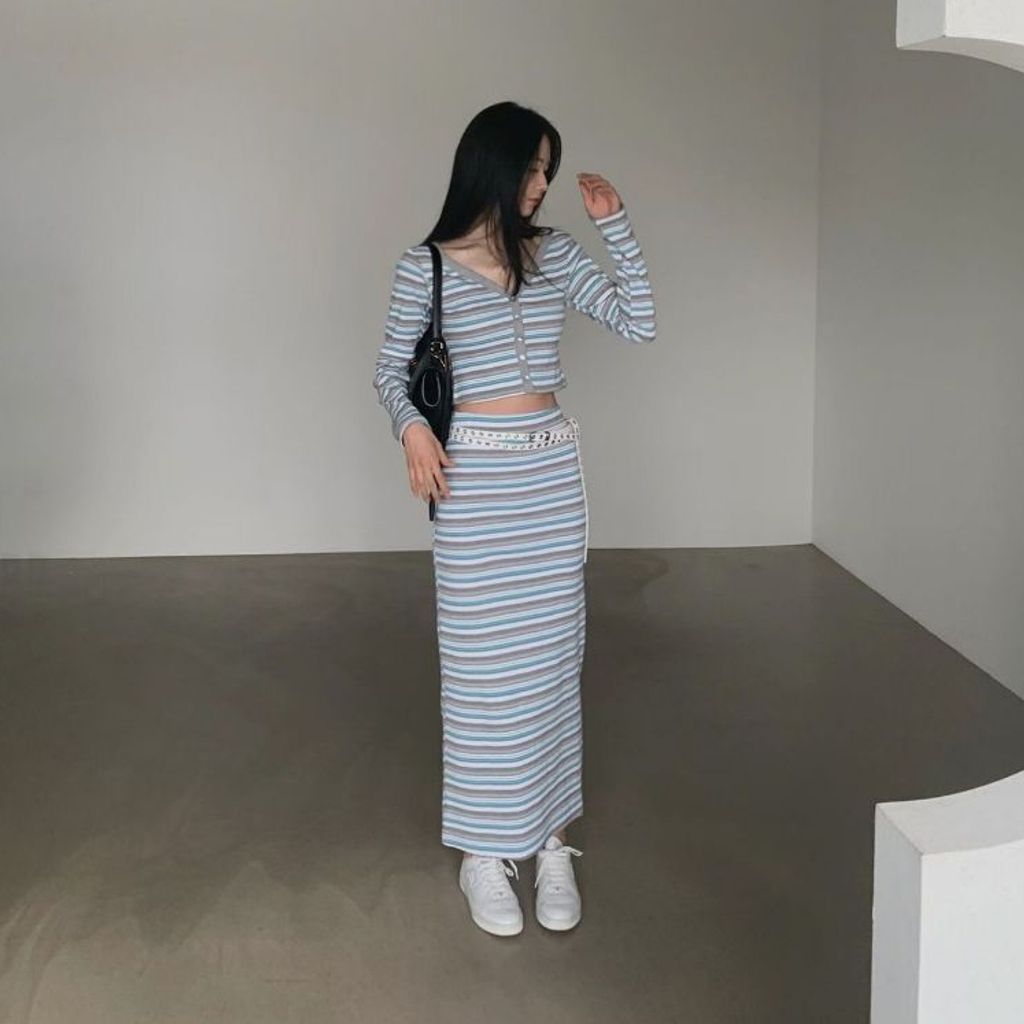 tw-11134207-820le-mm1gu6azrq4k83