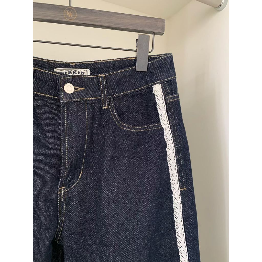 tw-11134207-820li-mm1pyuq3wgsi11