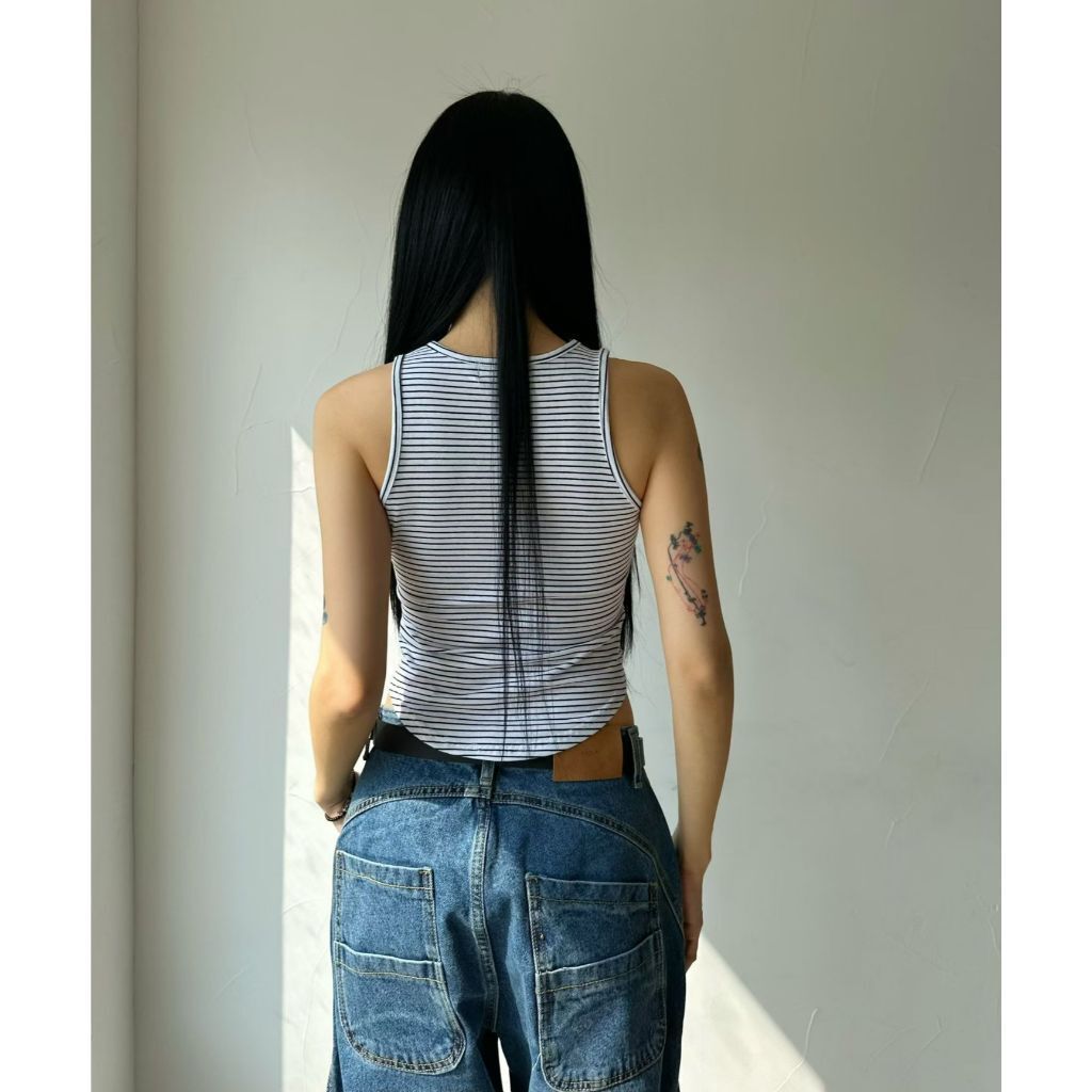 tw-11134207-820l5-mmkf9lno52j34d