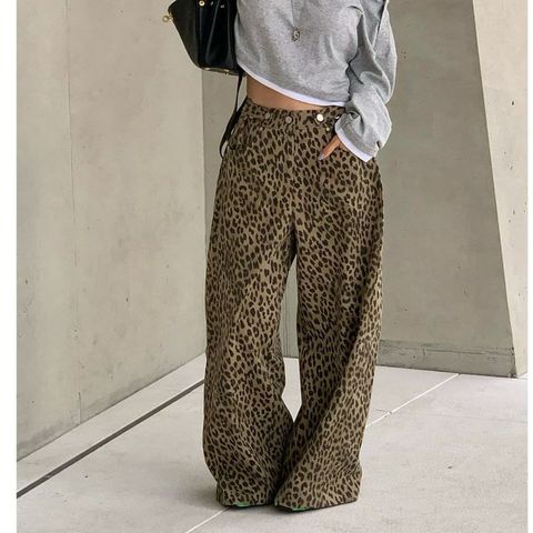 tw-11134207-820lg-mmkgvyjyc2z350