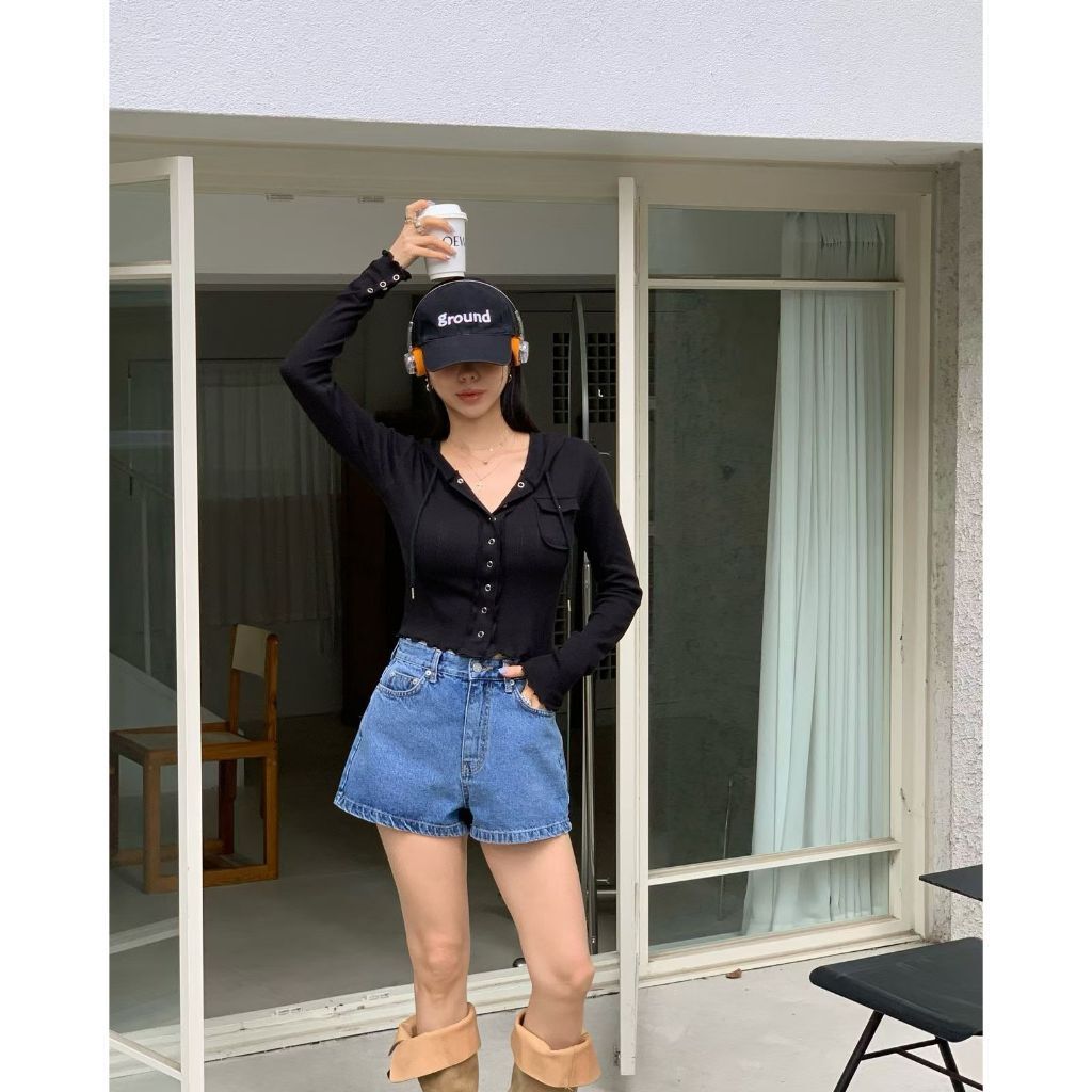 tw-11134207-820lc-mmkgr0kq05xg1b