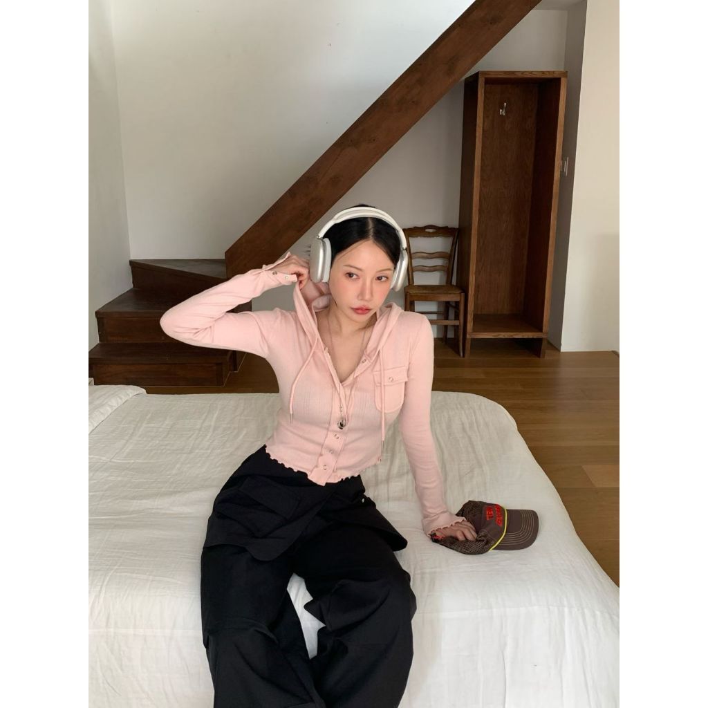 tw-11134207-820lb-mmkgr0k96r5v39